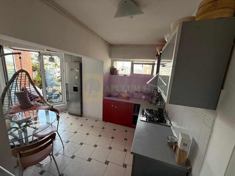 Apartament 3 camere LUX 85mp + loc parcare - Cal. Calarasilor