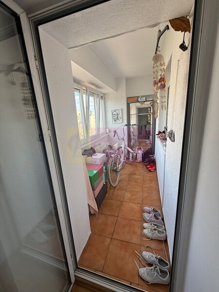 Apartament 3 camere LUX 85mp + loc parcare - Cal. Calarasilor